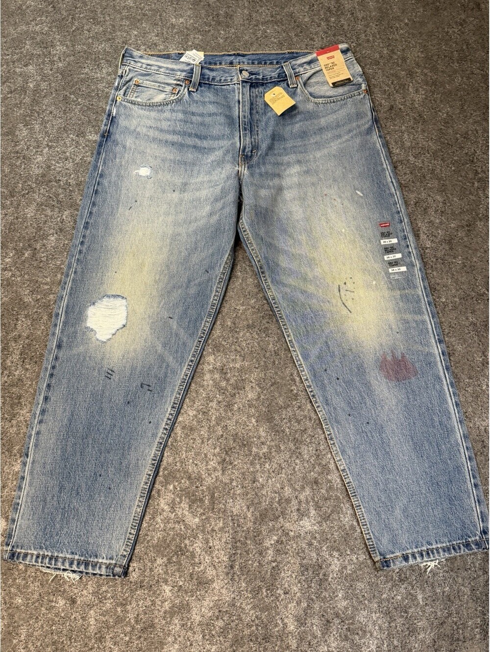 Levis 550 92 Relaxed Taper Jeans Mens 38x30 Distressed Paint NWT A3418-0010